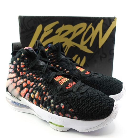 lebron james basketball shoes womens